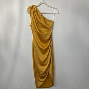Elliatt Cassini Dress in Marigold Cocktail Dress NWOT